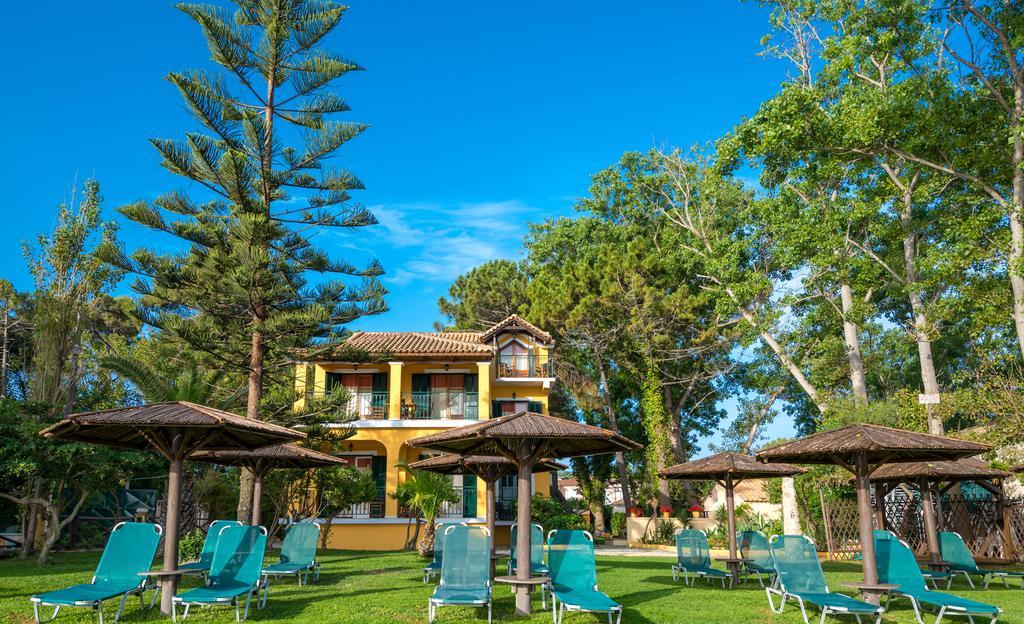 Zarkadis Beach Apartments ซีลีวี ภายนอก รูปภาพ